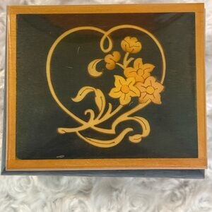 Reuge Swiss Music Box